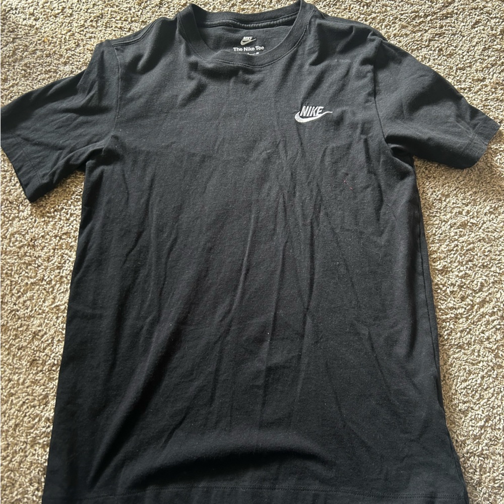 Nike women’s tshirt